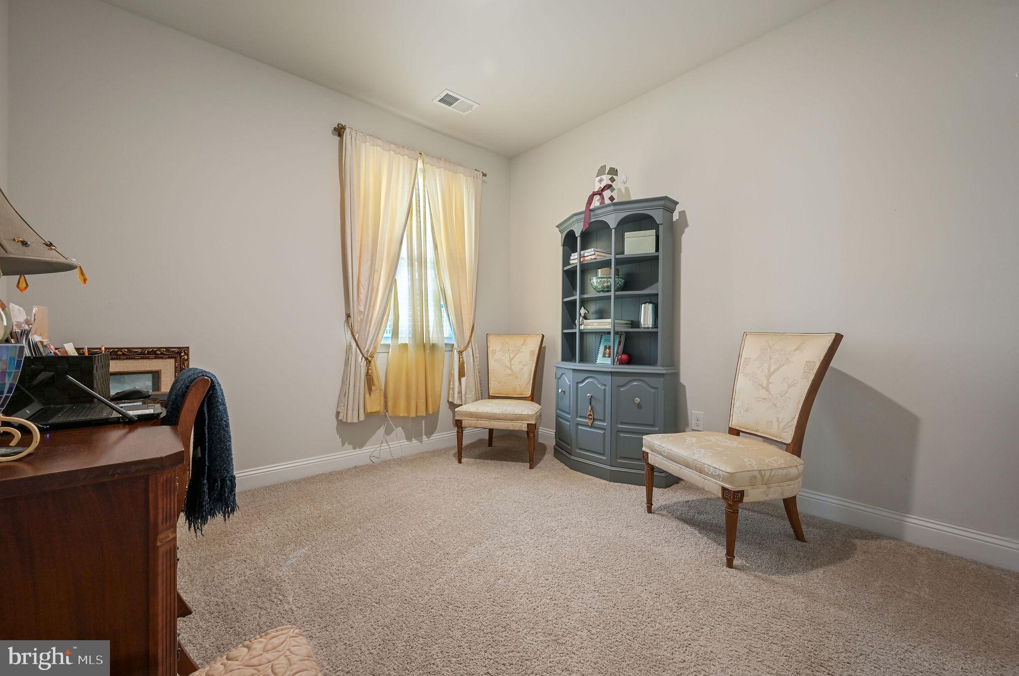 BERGMONT WOODS - Residential