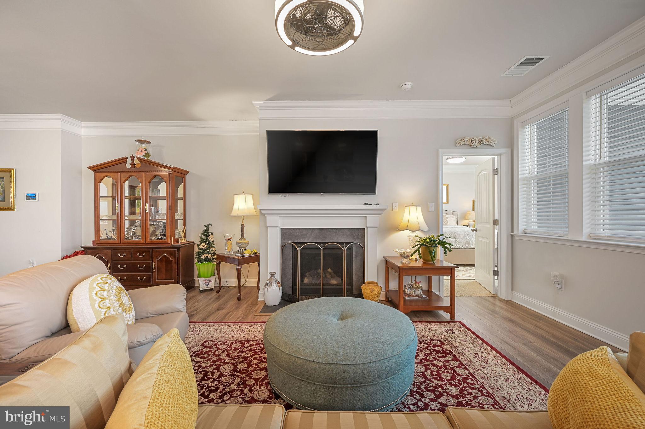 BERGMONT WOODS - Residential