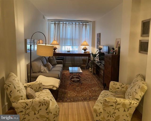 CENTER CITY - Residential Lease