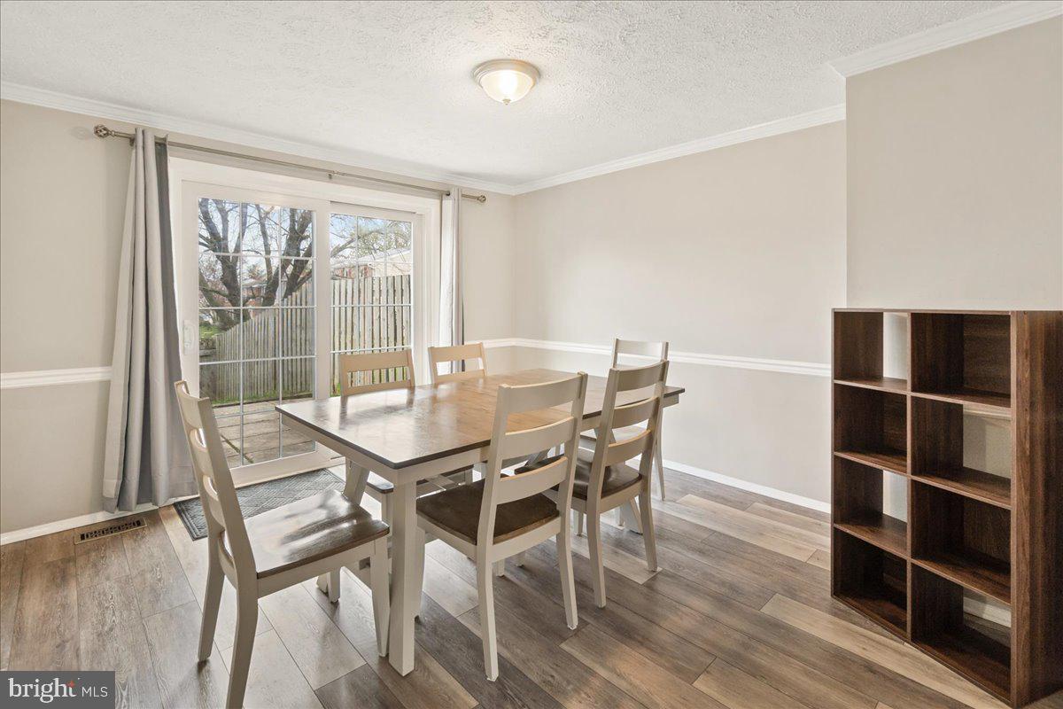 AMBER MEADOWS - Residential