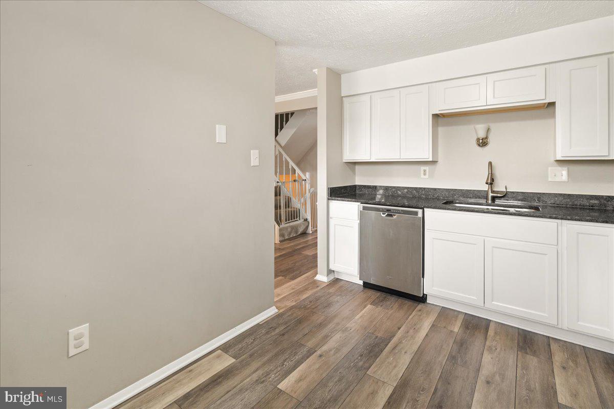 AMBER MEADOWS - Residential