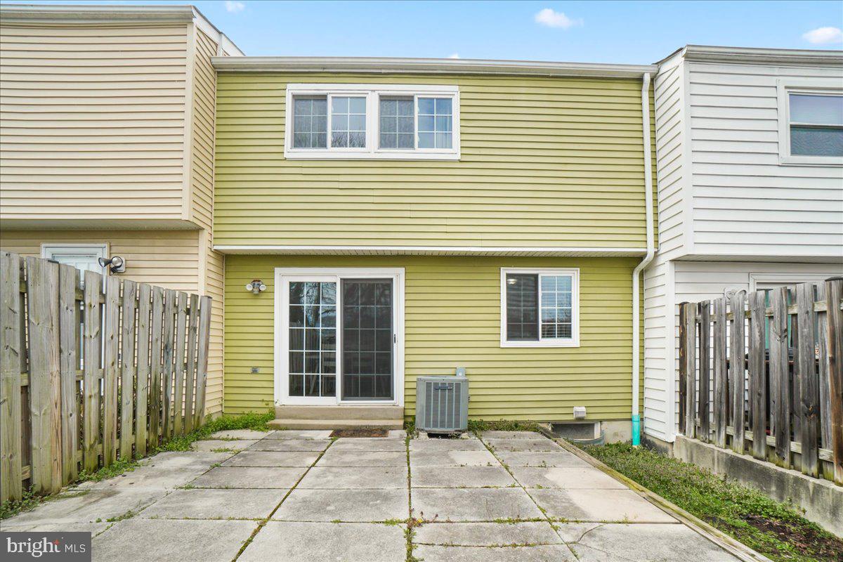 AMBER MEADOWS - Residential