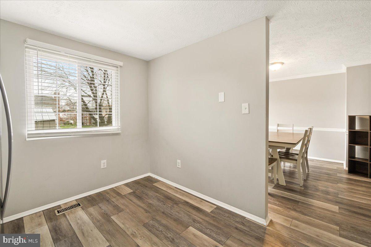 AMBER MEADOWS - Residential