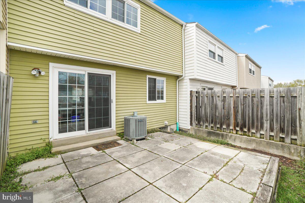 AMBER MEADOWS - Residential