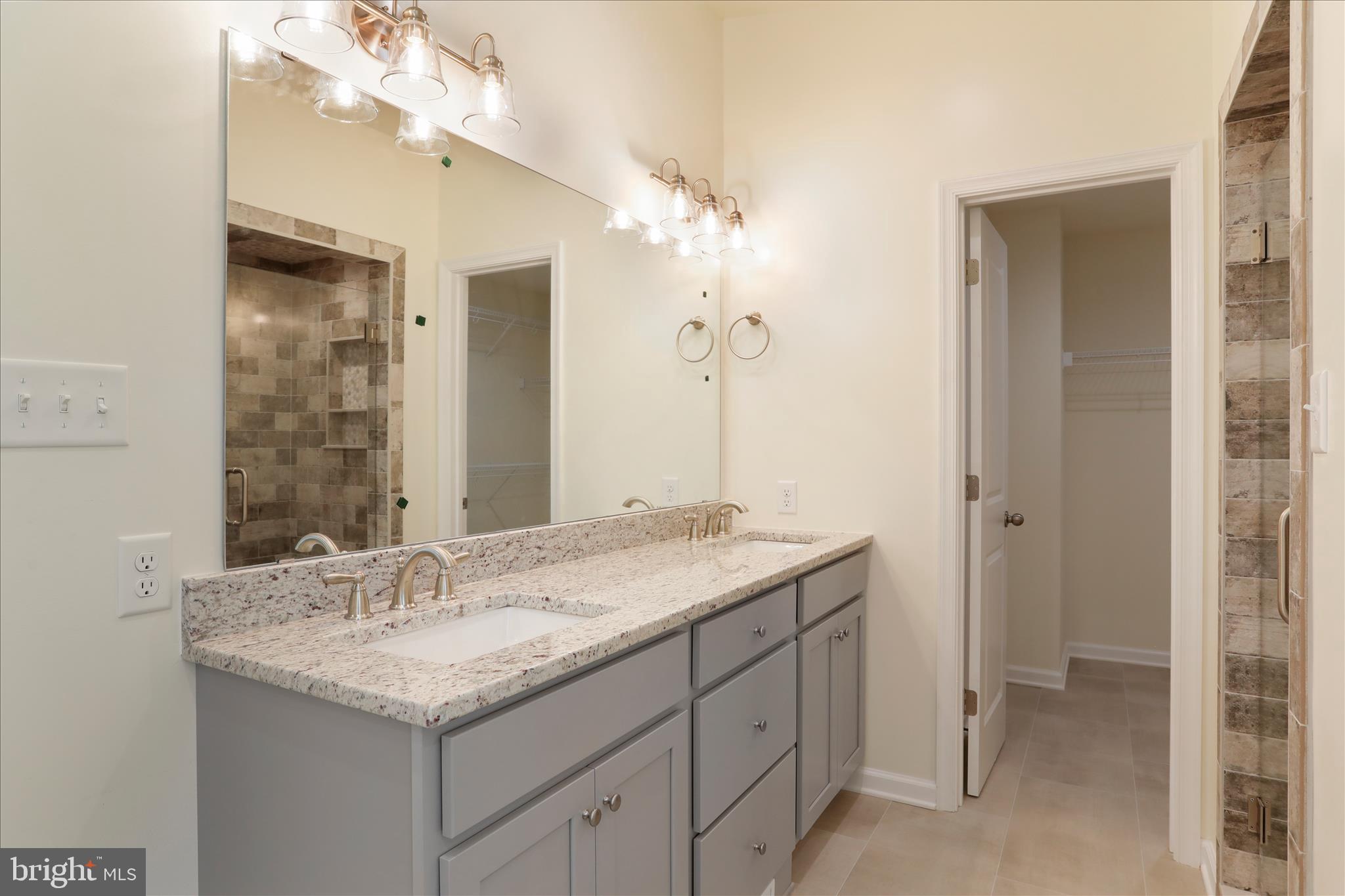 SHEN FARMS - Residential