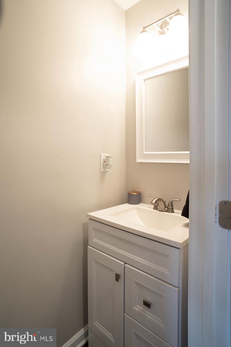 WILLIAMS KNOLL - Residential