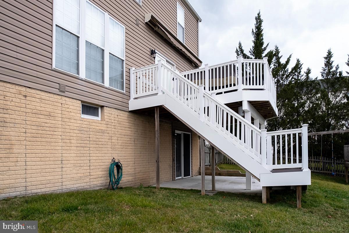 WILLIAMS KNOLL - Residential