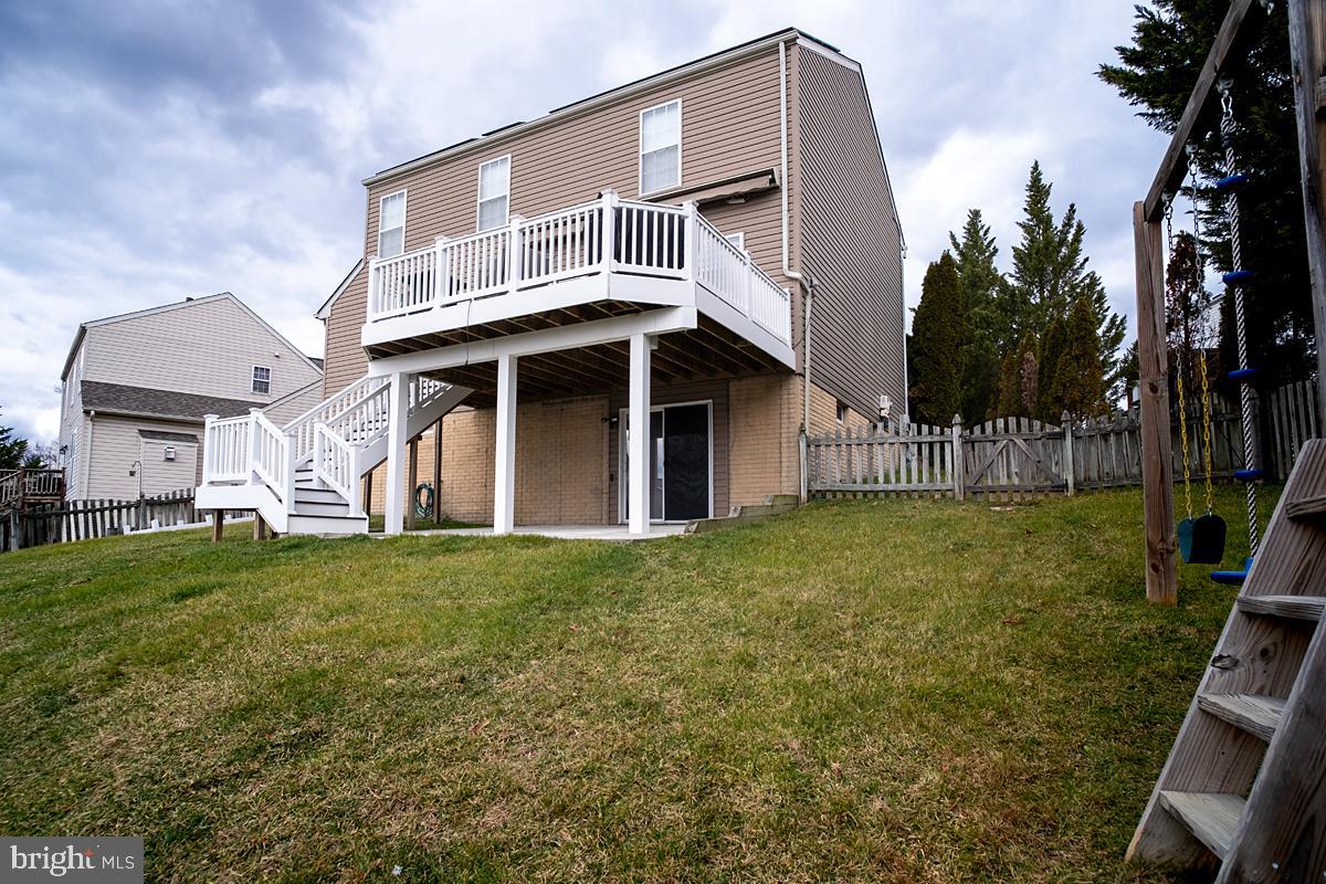 WILLIAMS KNOLL - Residential