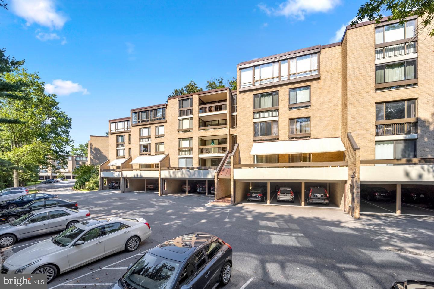 SUMNER VILLAGE - Residential Lease