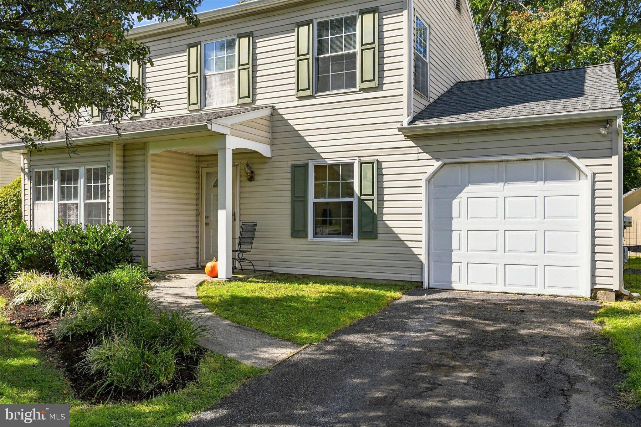 1303 LAWSON LANE