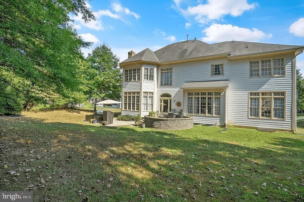 OAK CREEK CLUB - Residential Lease