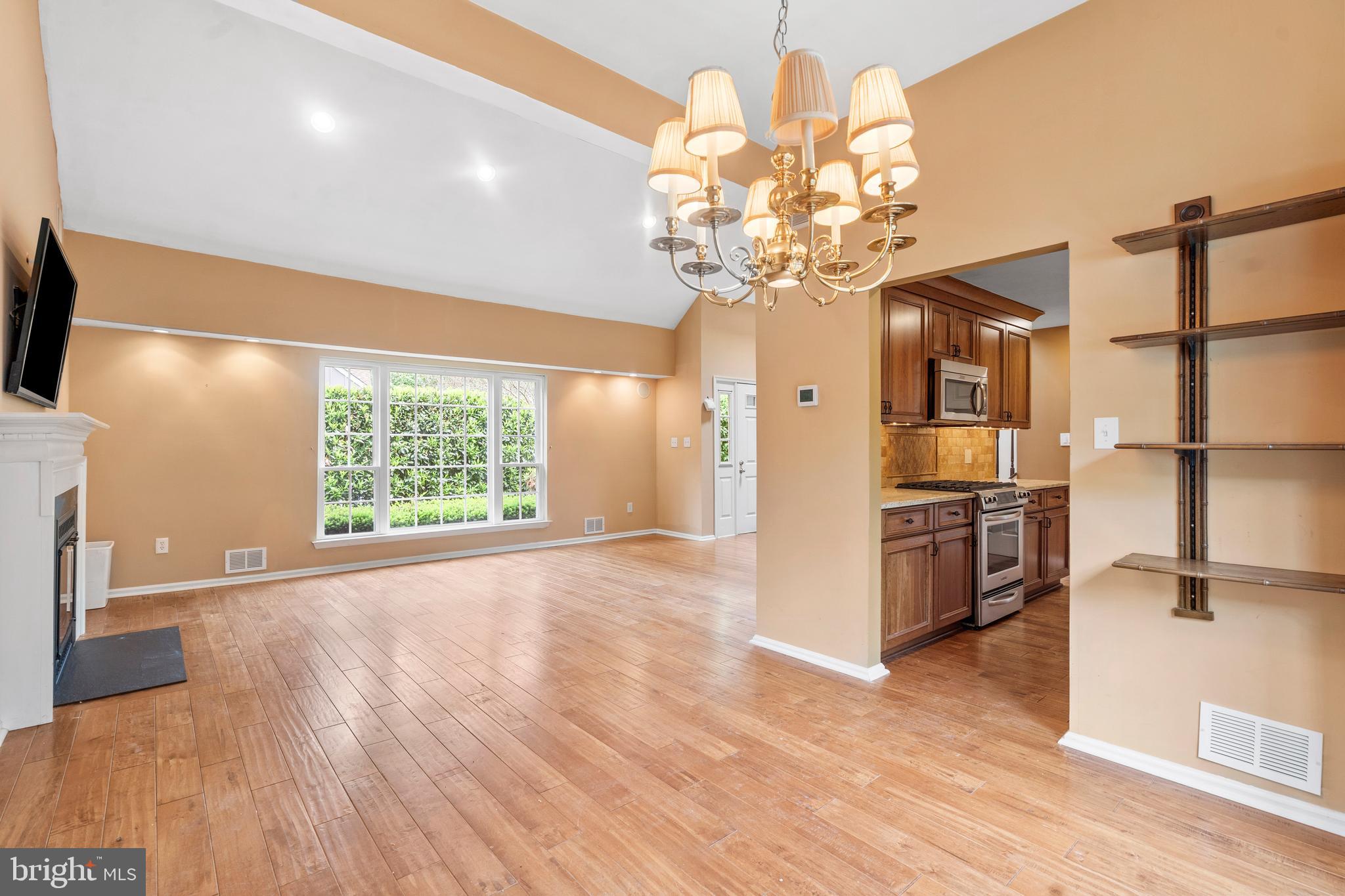 125 EVERGREEN COURT
