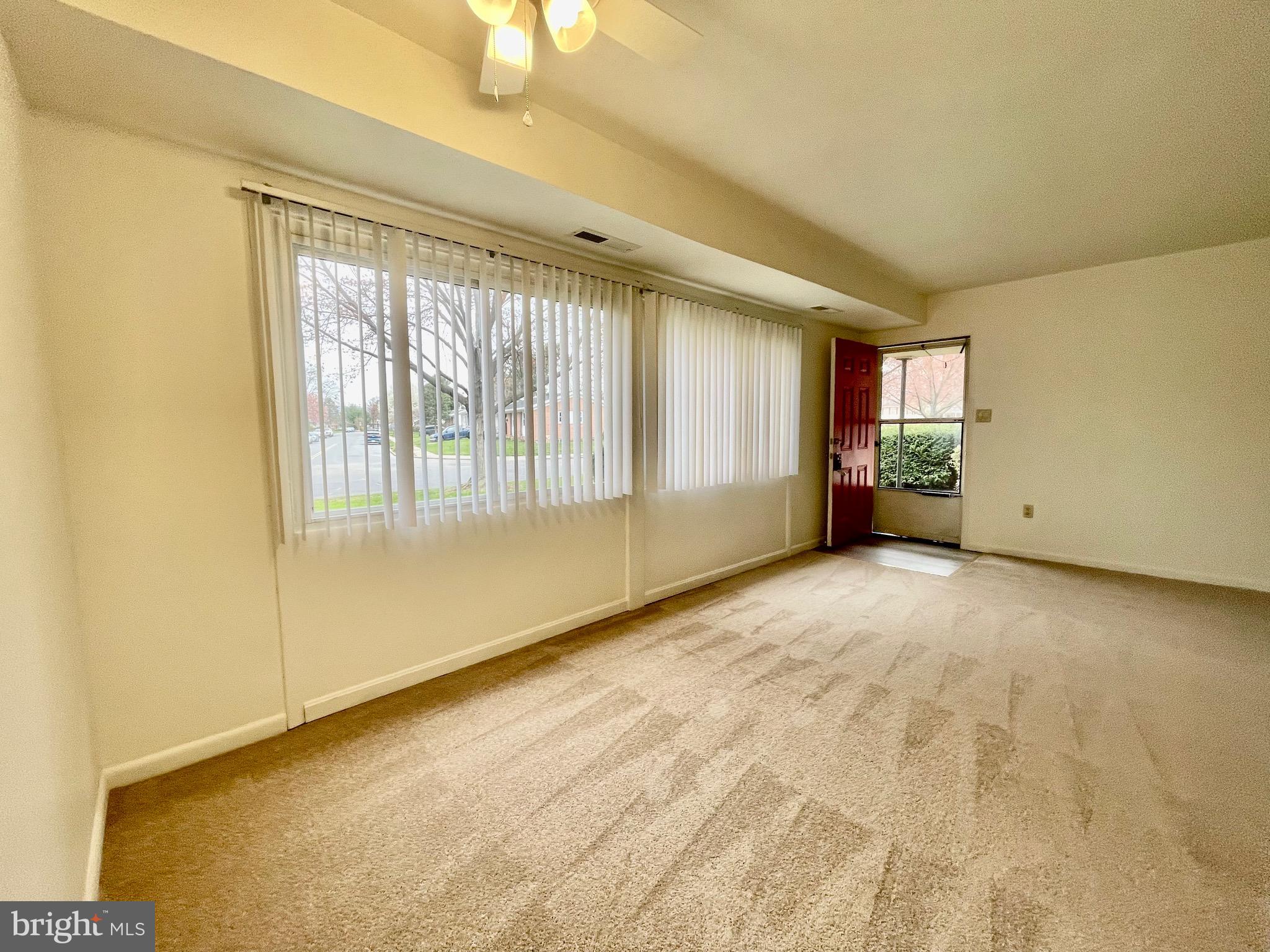 NORTHSIDE TOWNHOUSE APARTMENTS - Residential Lease