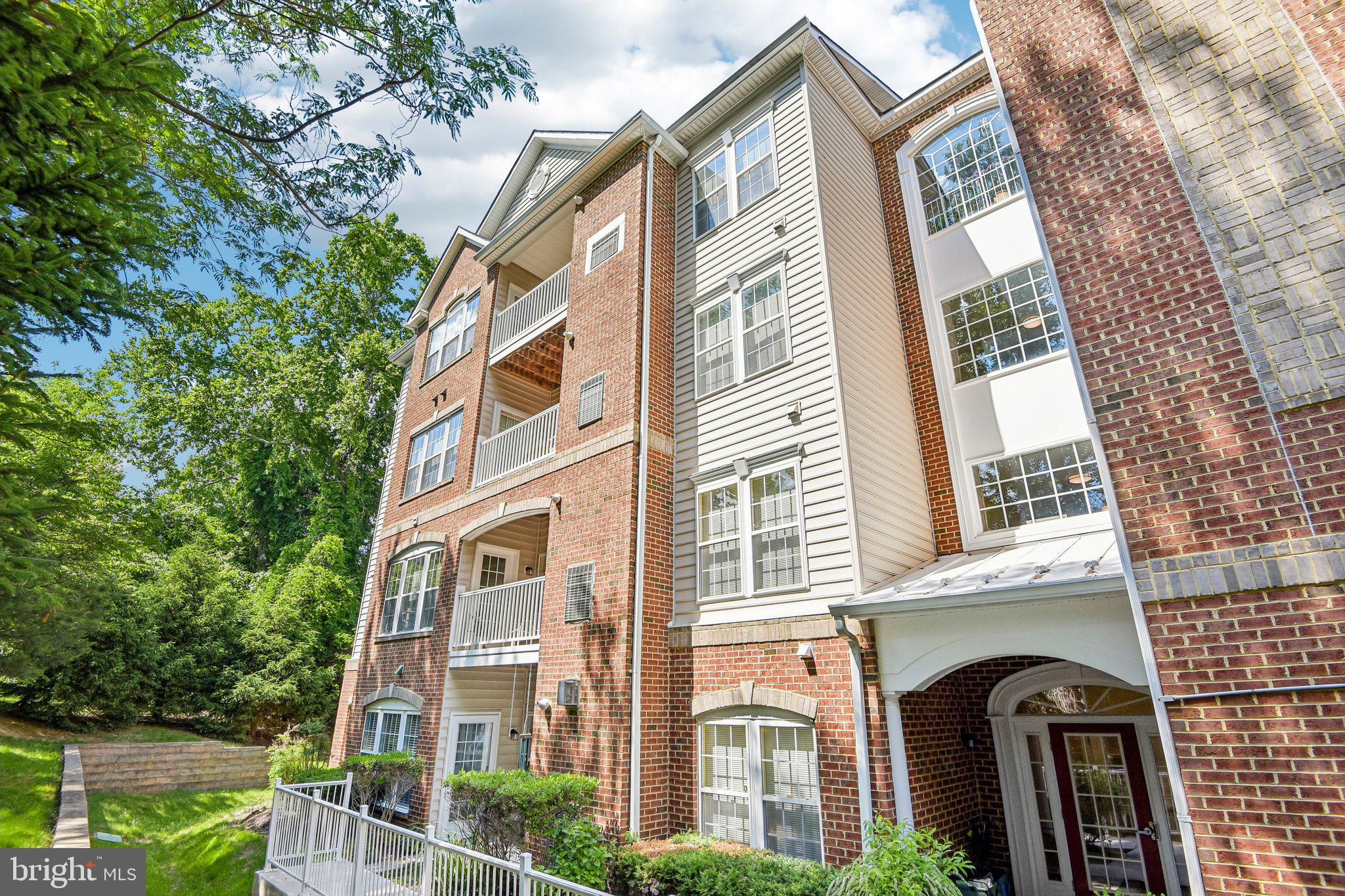 EDEN BROOK - Residential