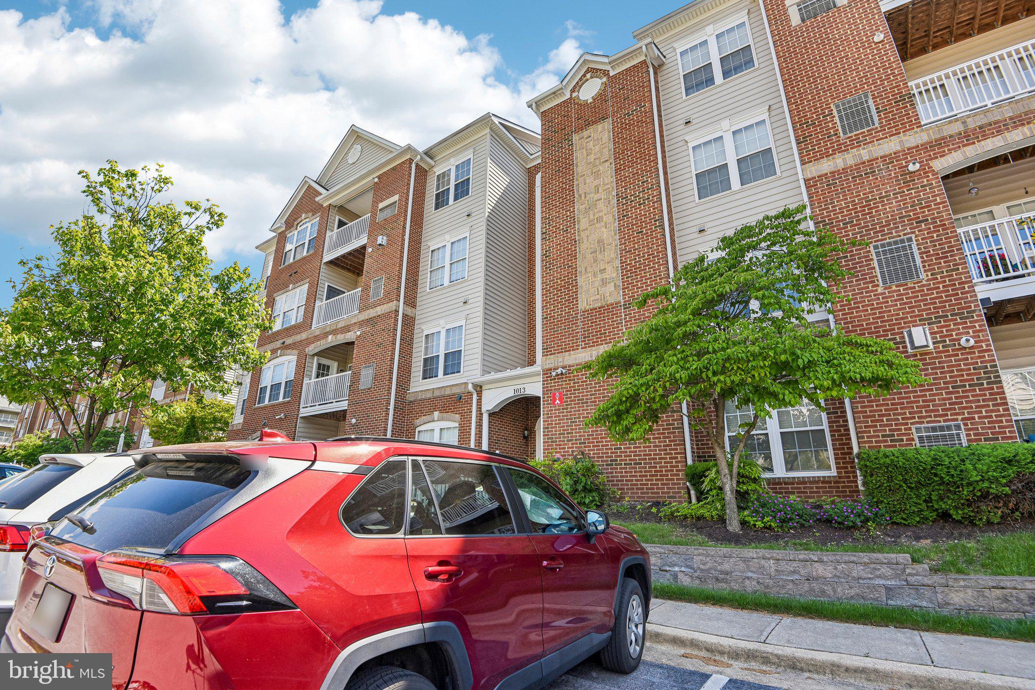 EDEN BROOK - Residential