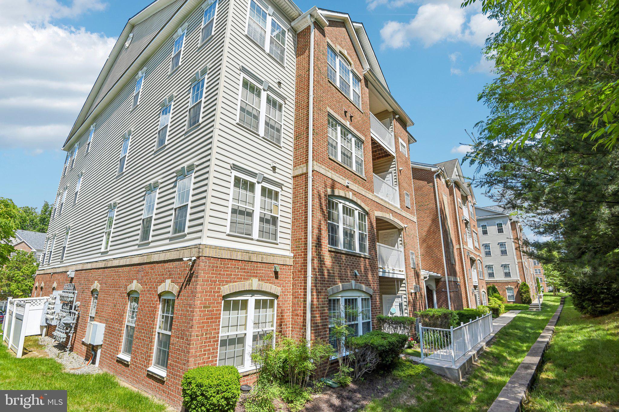 EDEN BROOK - Residential