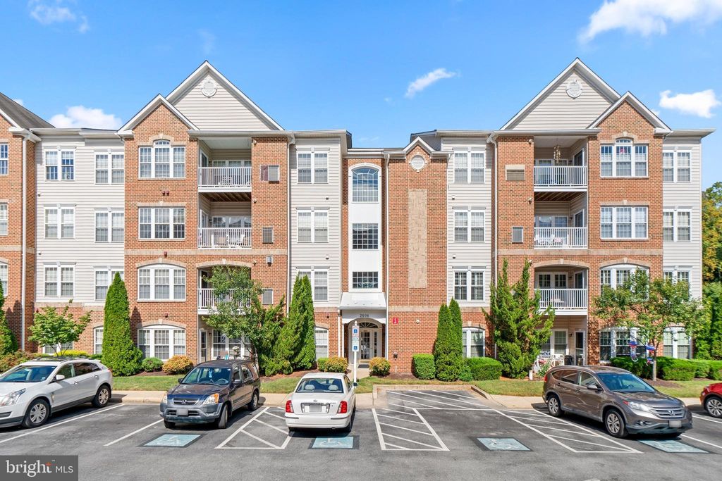 Photo of 1013 Samantha Lane #401, ODENTON, MD 21113 (MLS # MDAA2145112)