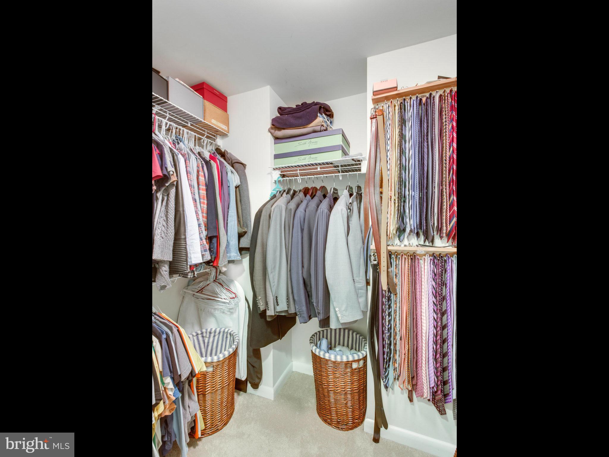 CLARENDON 1021 - Residential