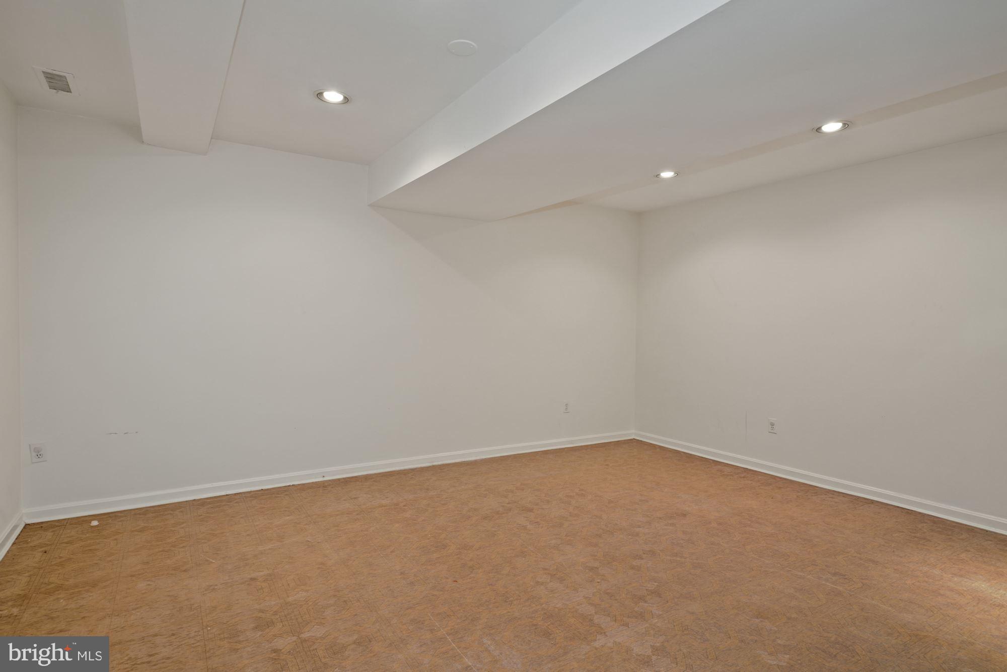 HERITAGE FARM - Residential