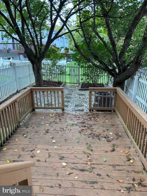HUNTERS RUN VILLAGE - Residential Lease
