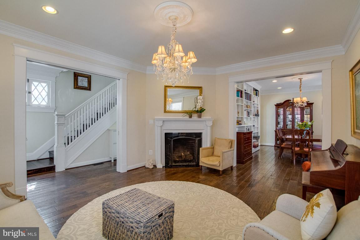 HISTORIC DISTRICT - Residential