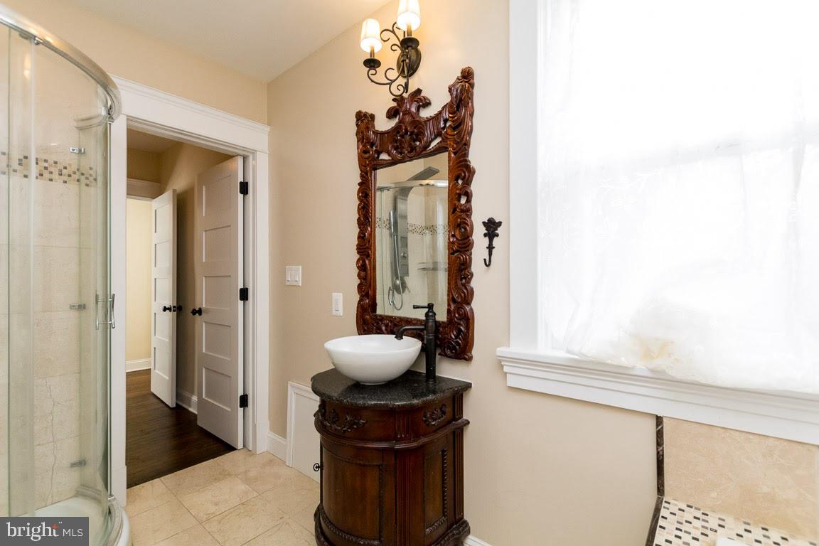 HISTORIC DISTRICT - Residential