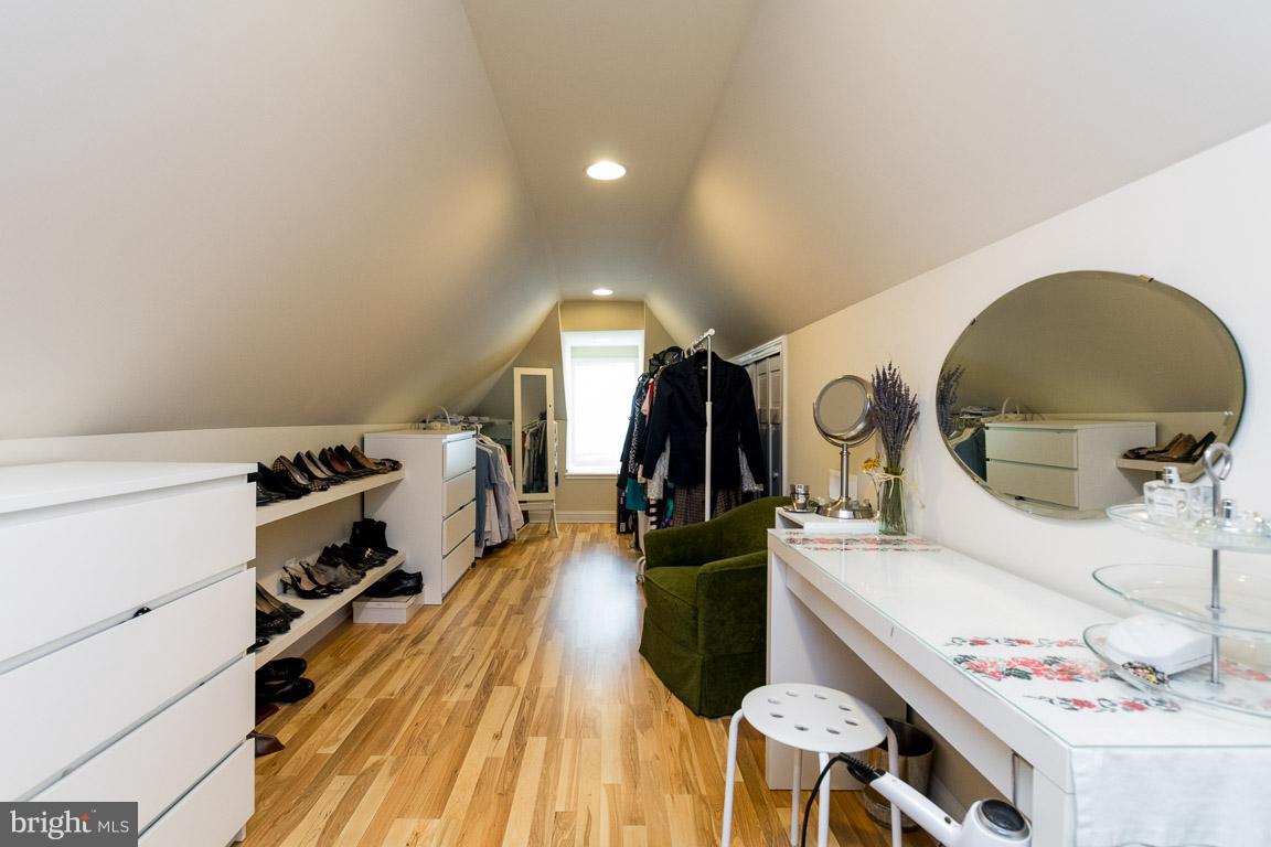 HISTORIC DISTRICT - Residential