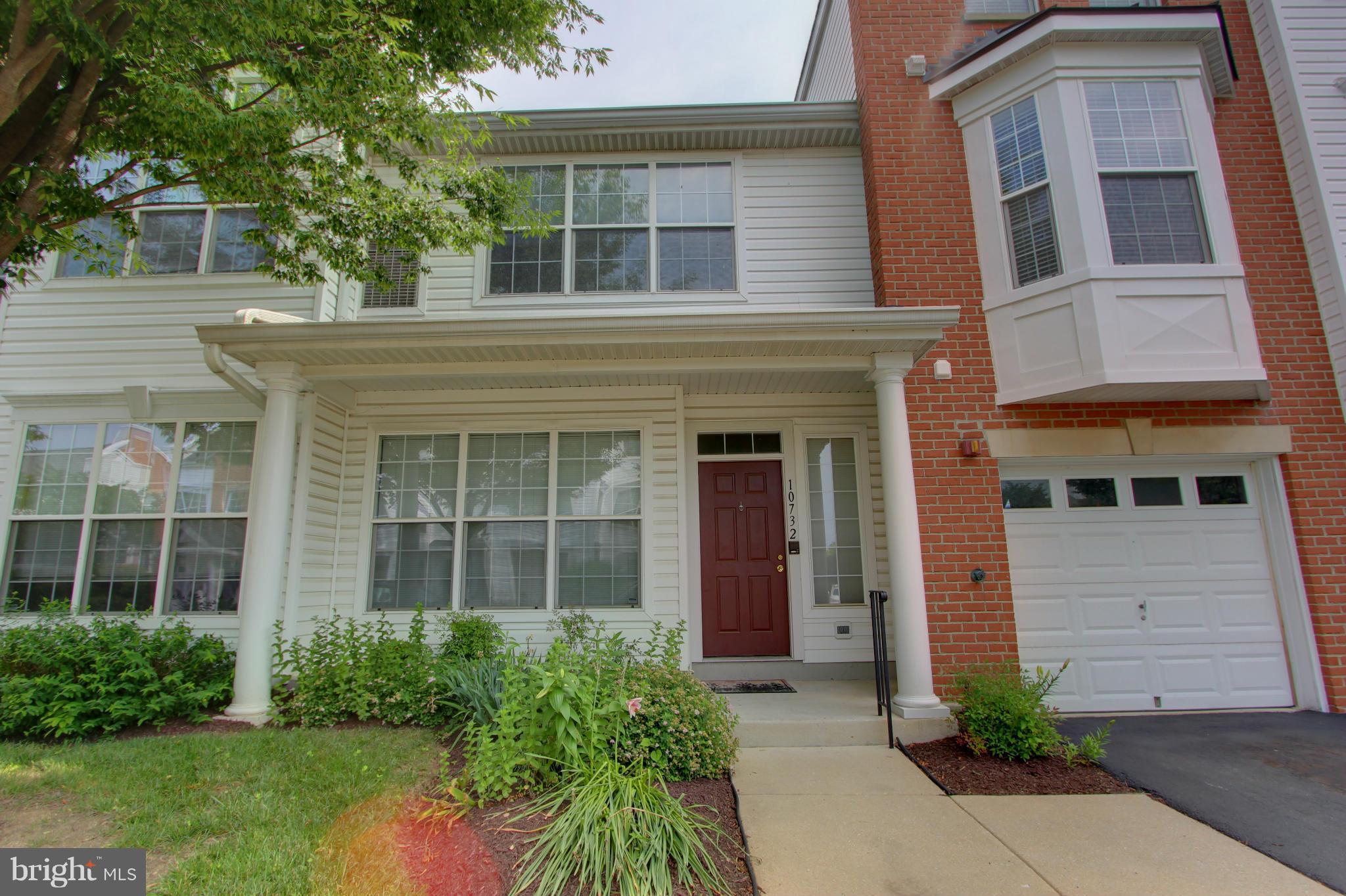 THE WHITNEY TOWN CENTER - Residential Lease