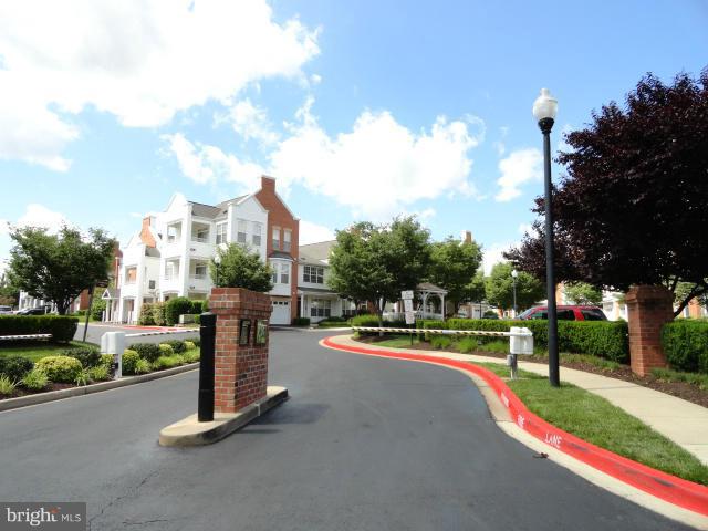 THE WHITNEY TOWN CENTER - Residential Lease