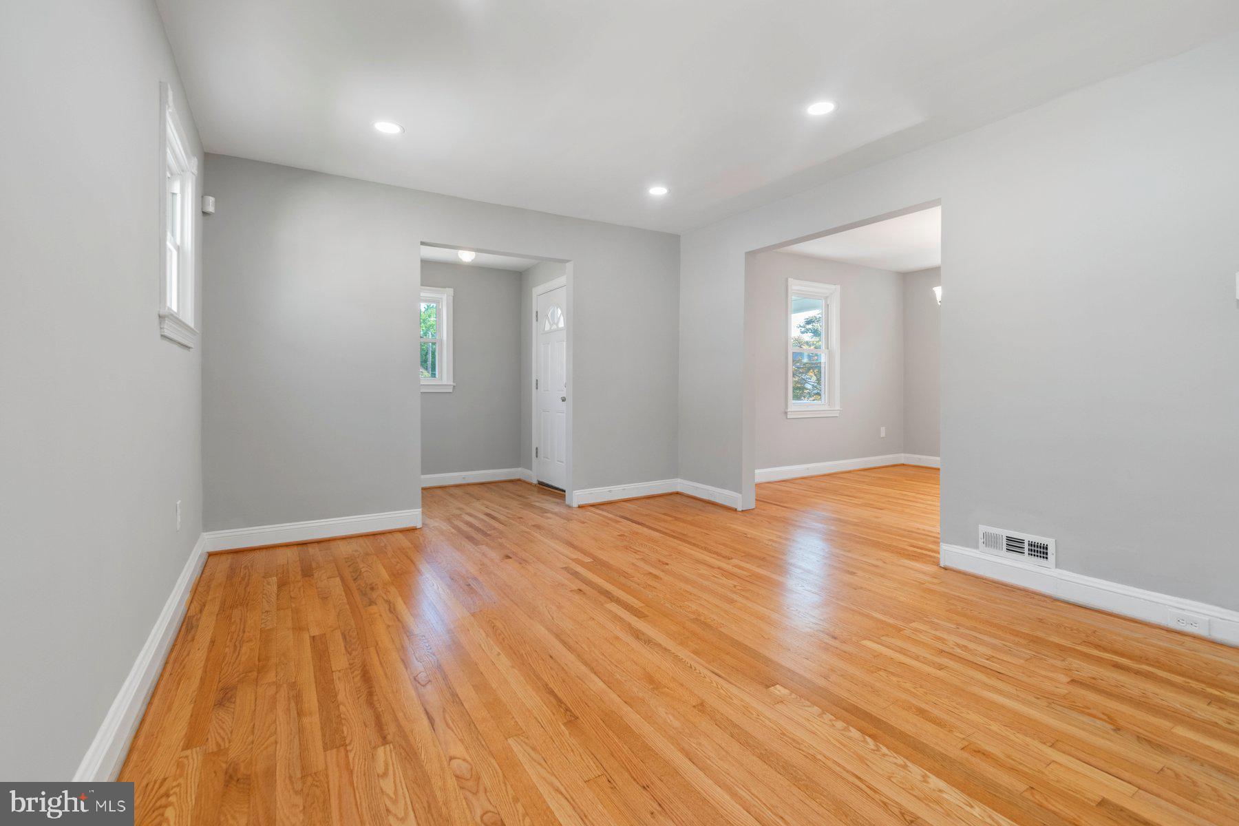 2723 GLENDALE ROAD