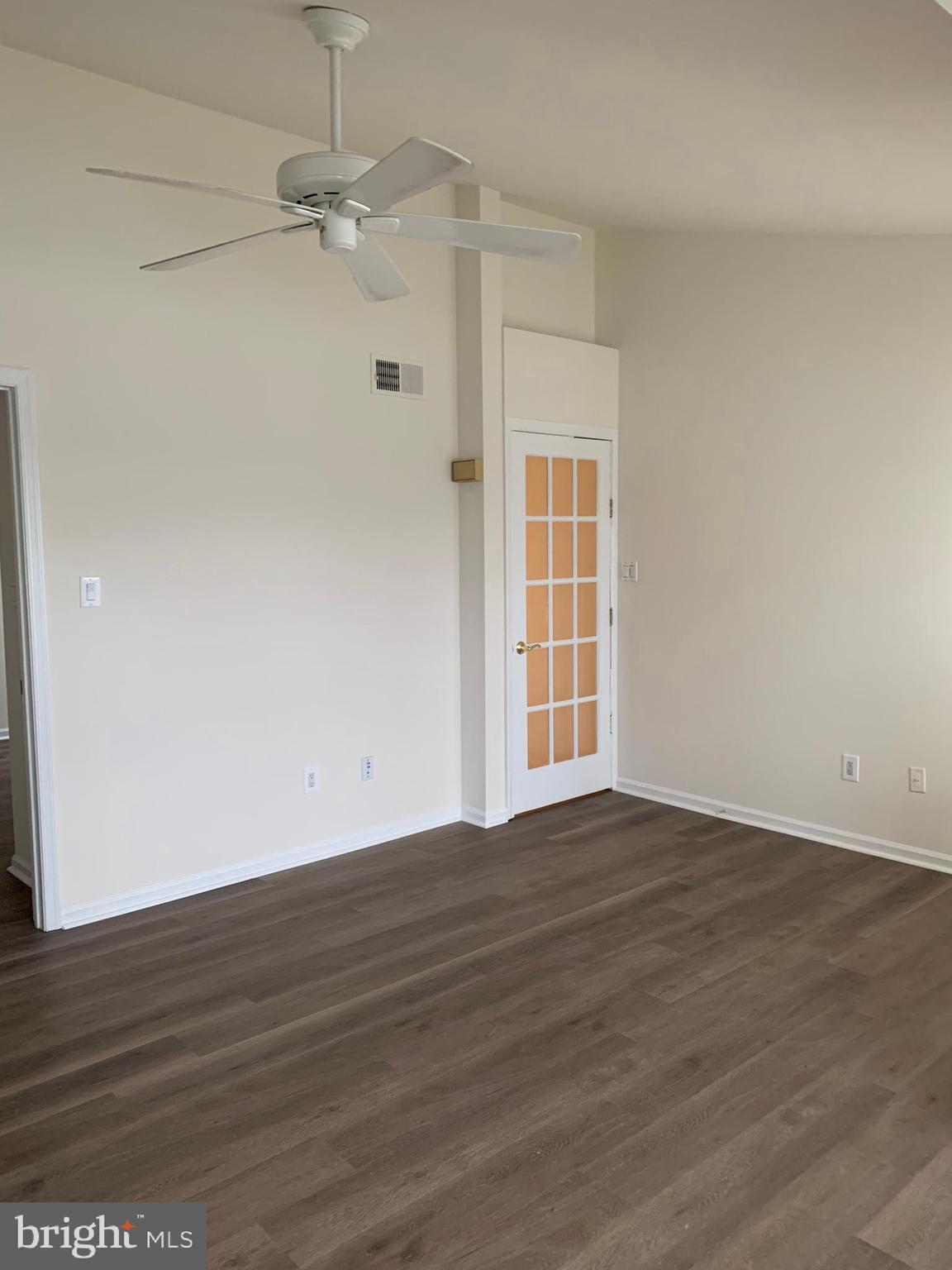 TAMERLANE - Residential Lease