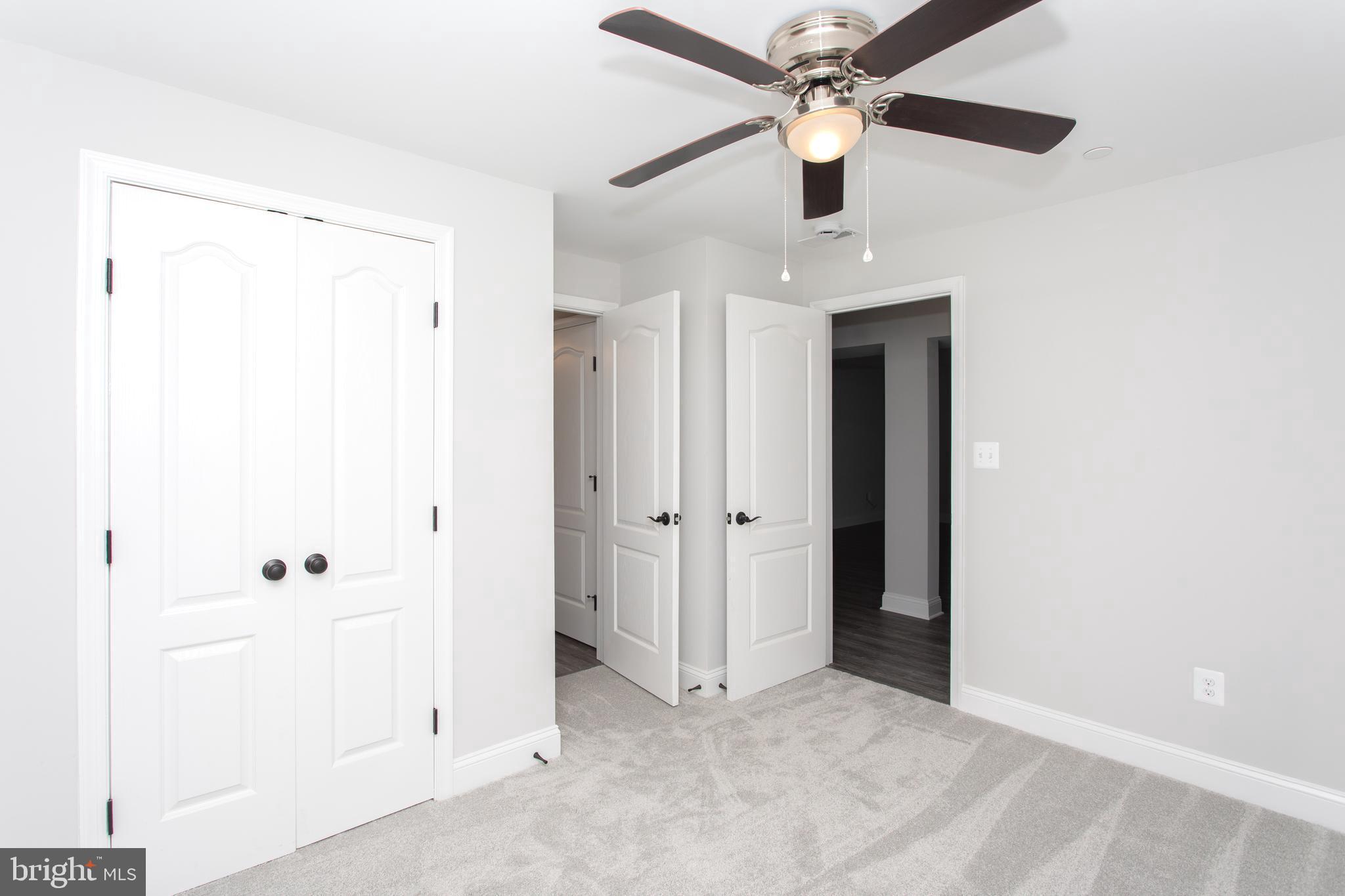 RUSTIC HILLS - Residential