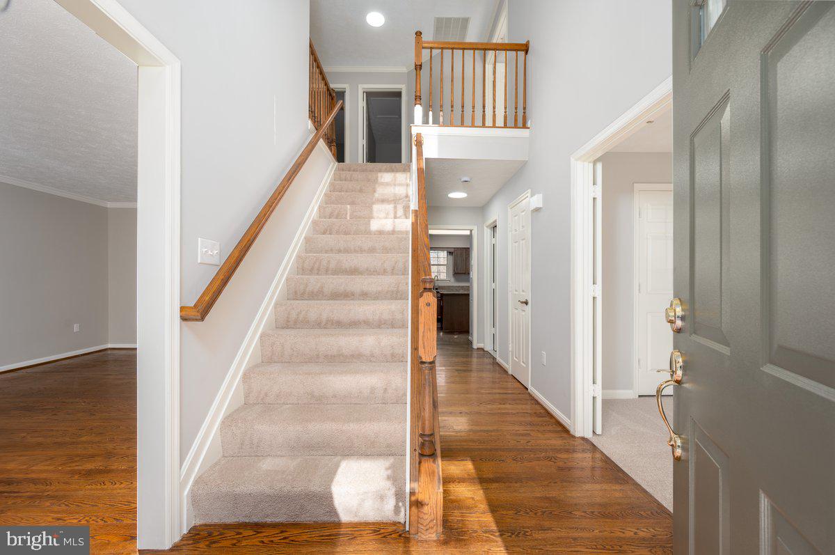 RUSSETT - Residential