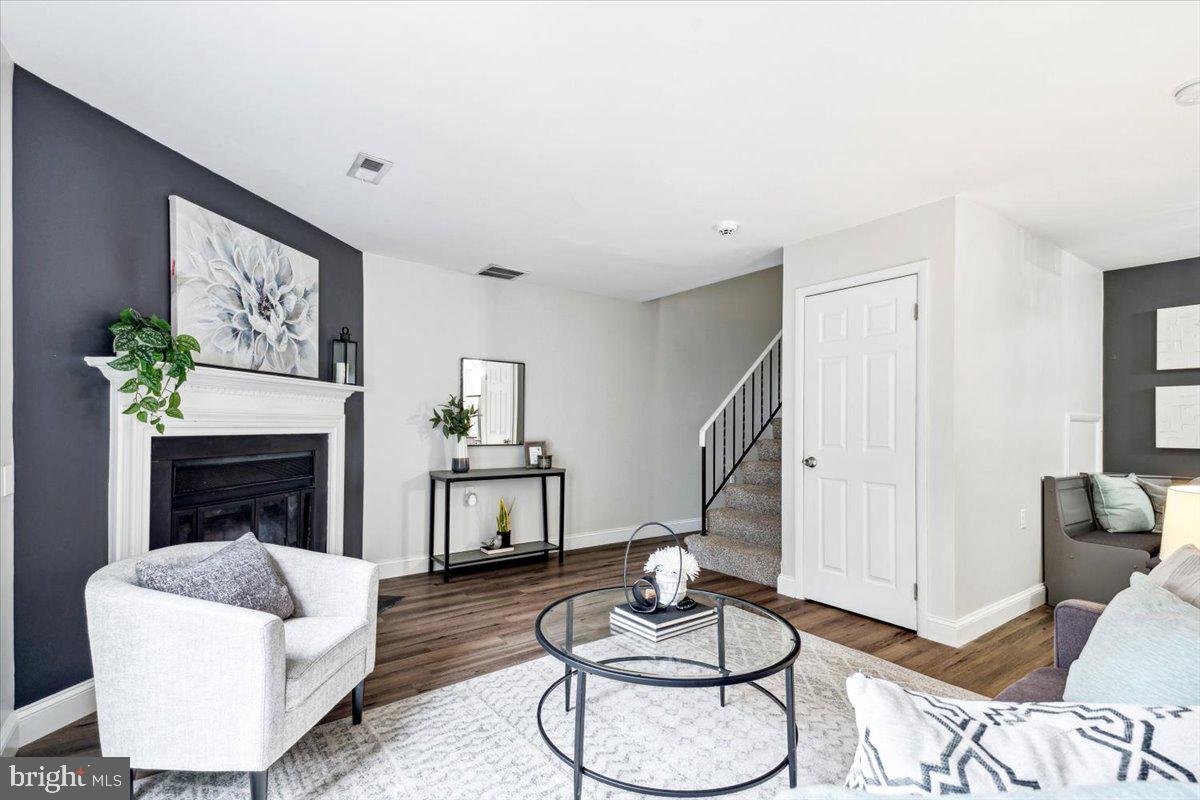 CRESTWOOD VILLAGE - Residential