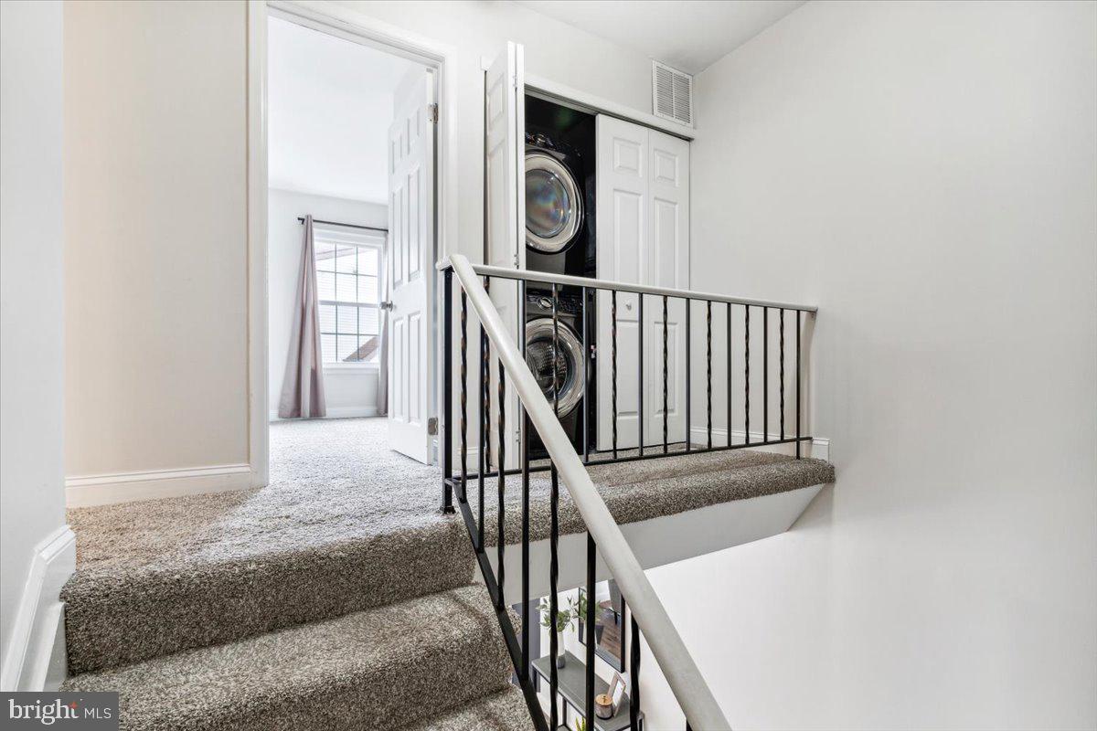 CRESTWOOD VILLAGE - Residential