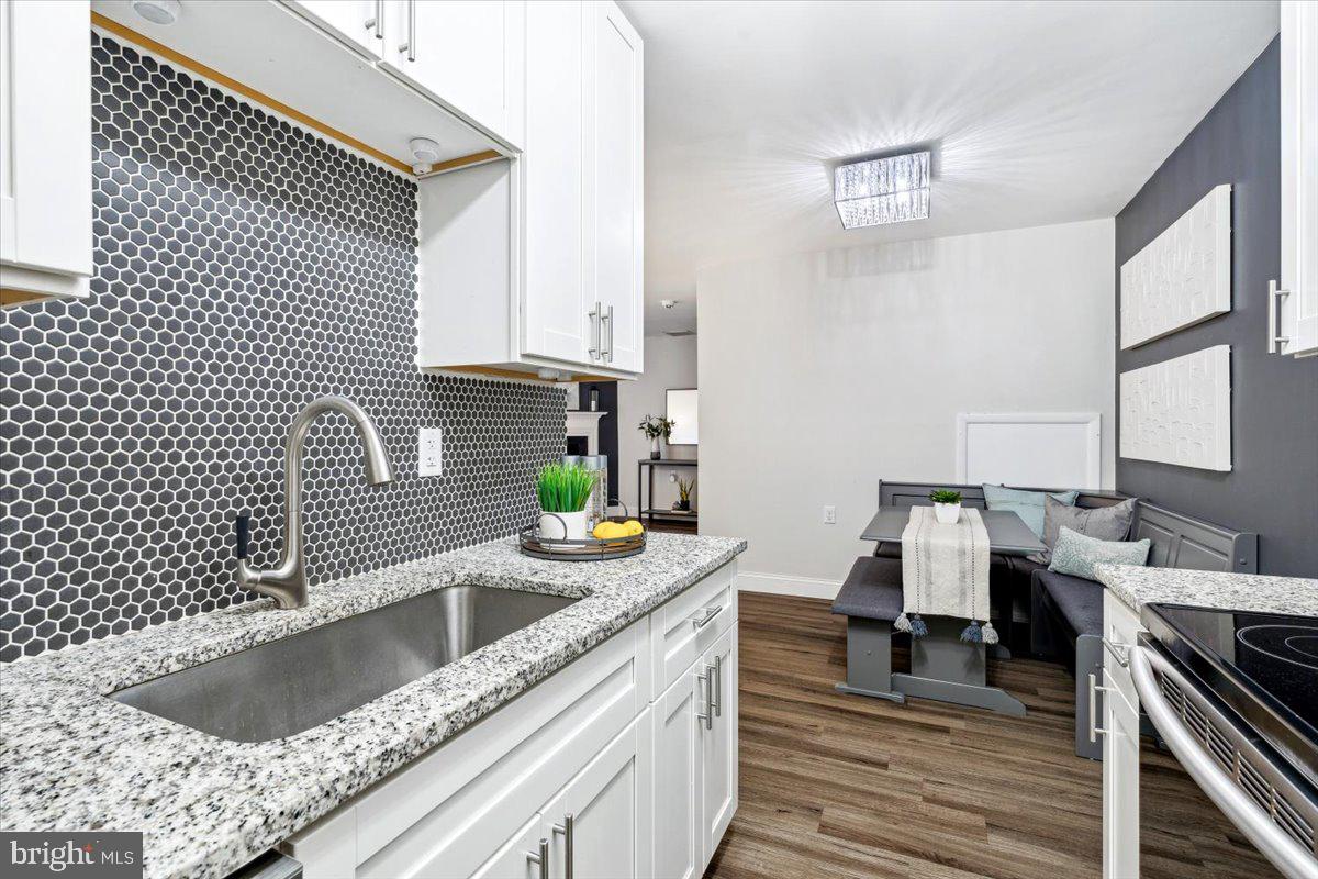 CRESTWOOD VILLAGE - Residential