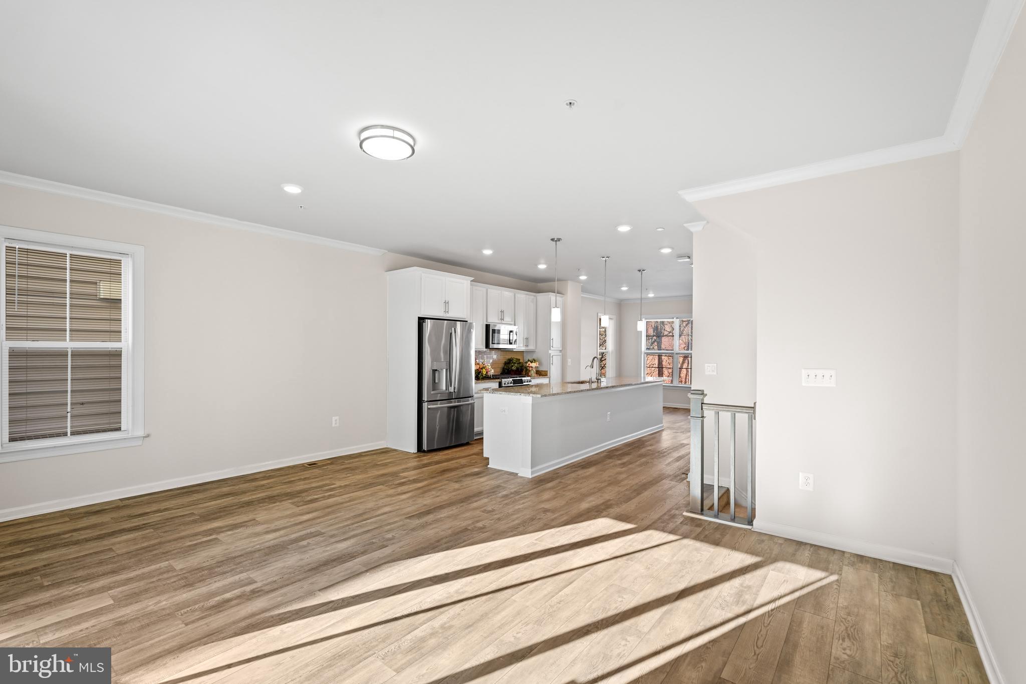 4711 CHEROKEE STREET