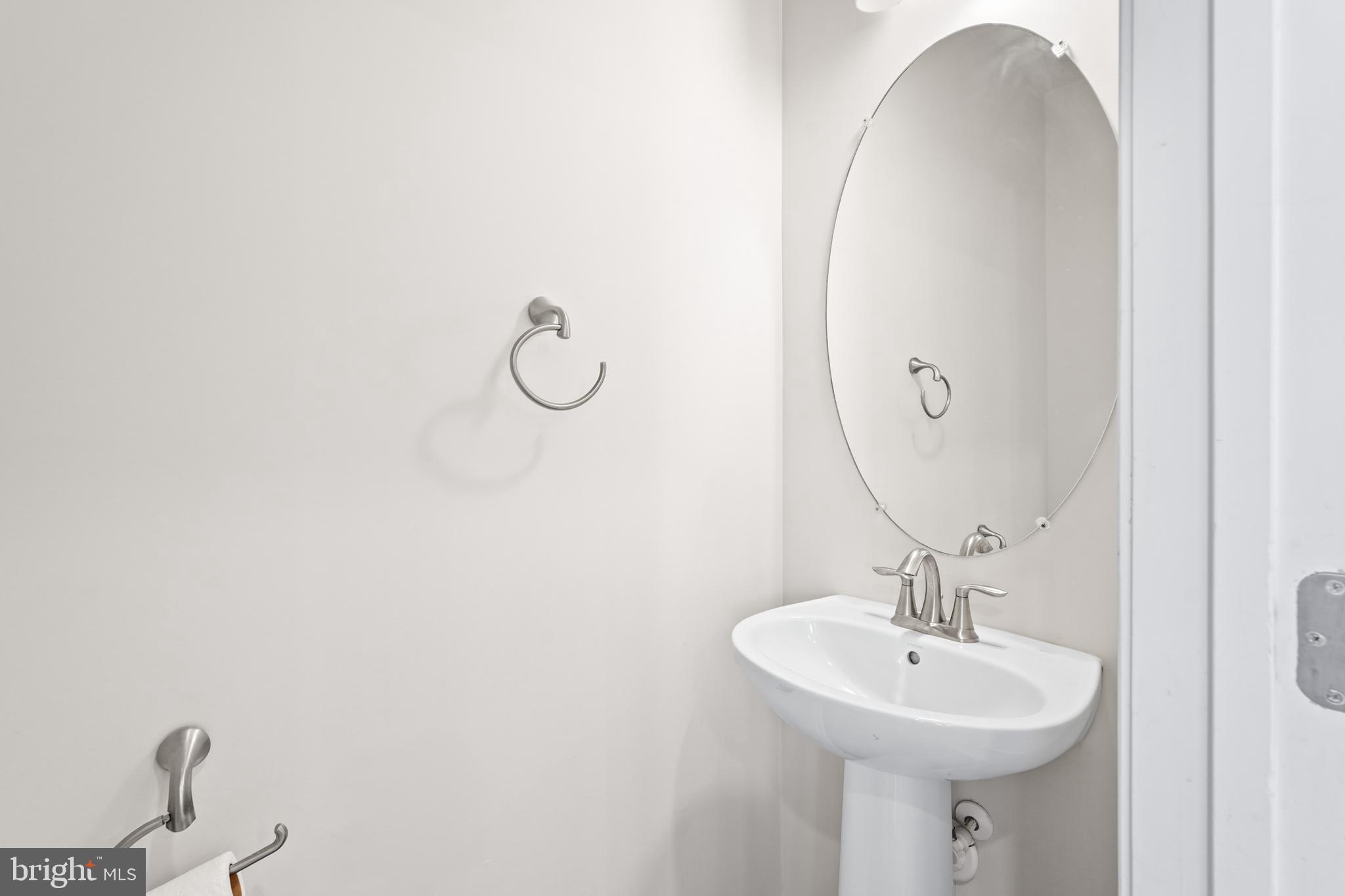 METROPOLITAN AT COLLEGE PARK - Residential