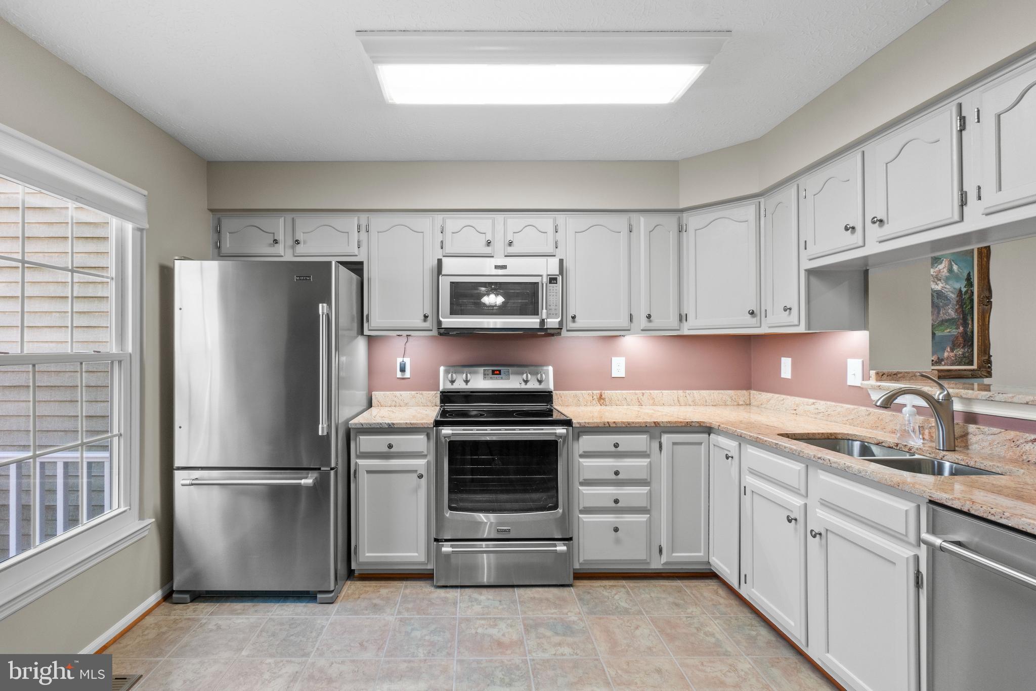 VILLAGE OF THOMAS RUN - Residential