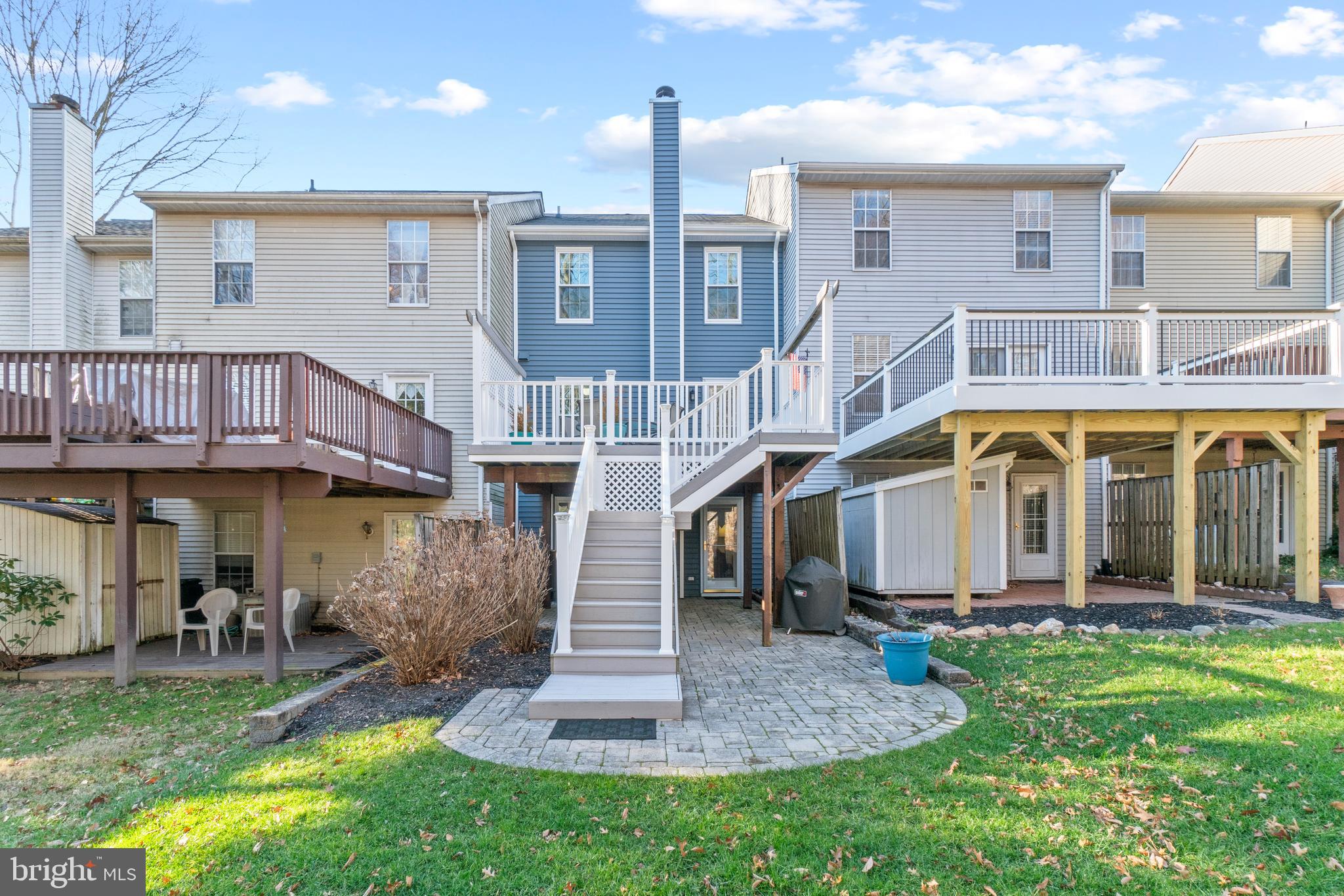 VILLAGE OF THOMAS RUN - Residential