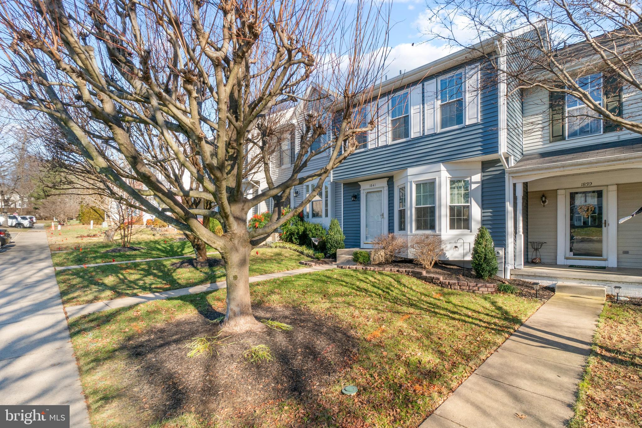 VILLAGE OF THOMAS RUN - Residential