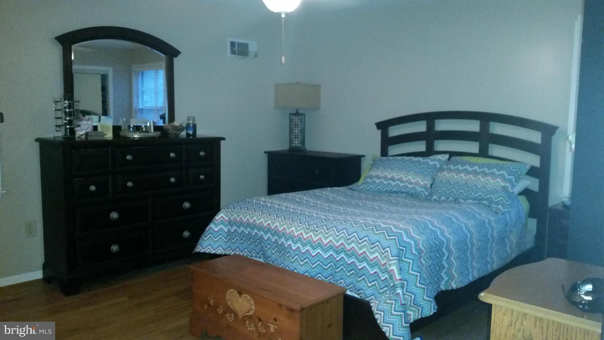 LONGFELLOW - Residential Lease