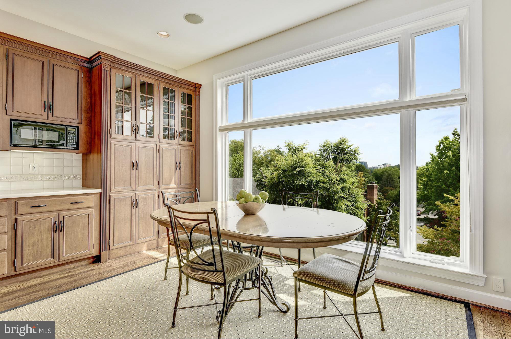 BERKLEY - Residential
