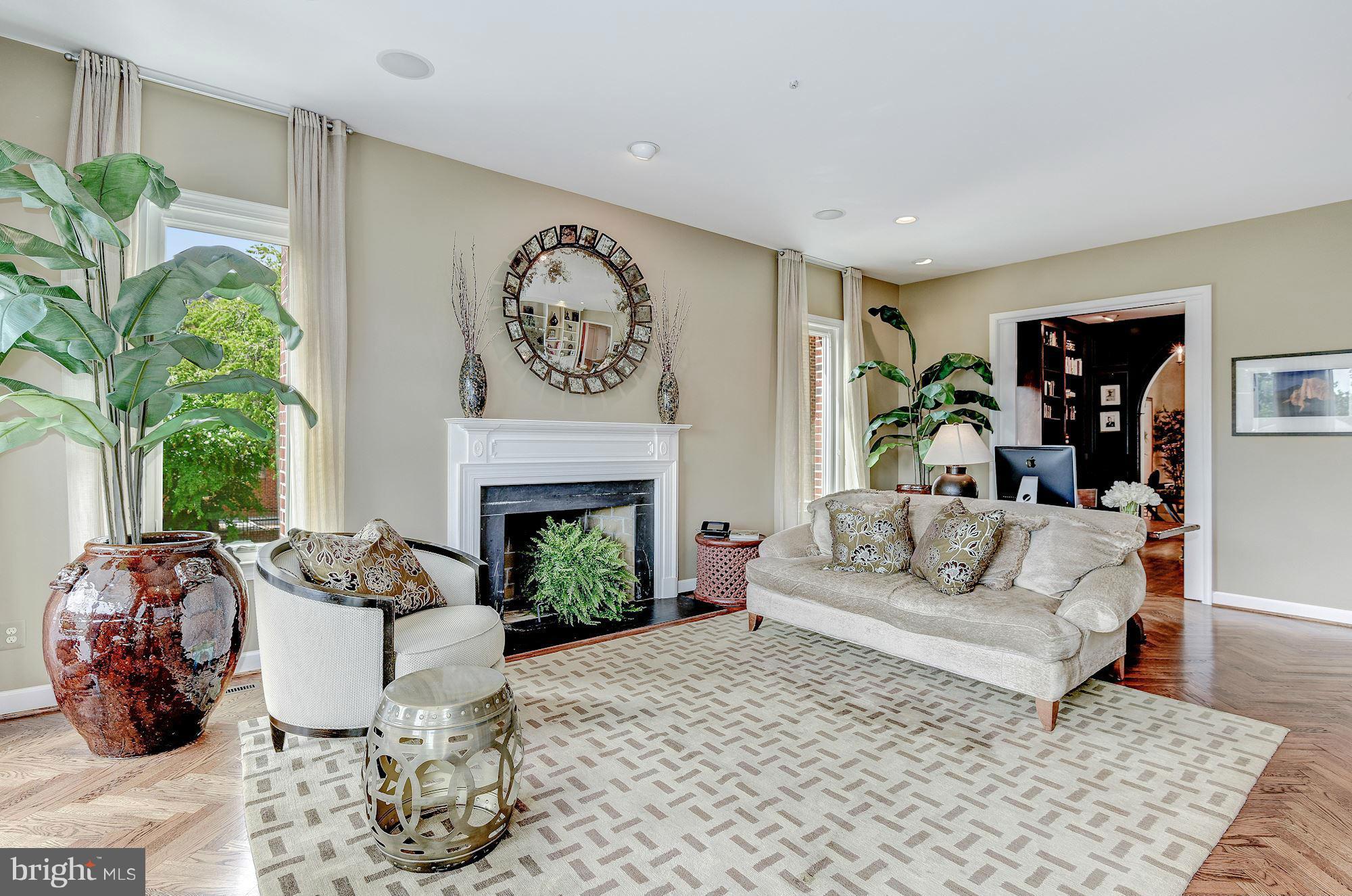 BERKLEY - Residential