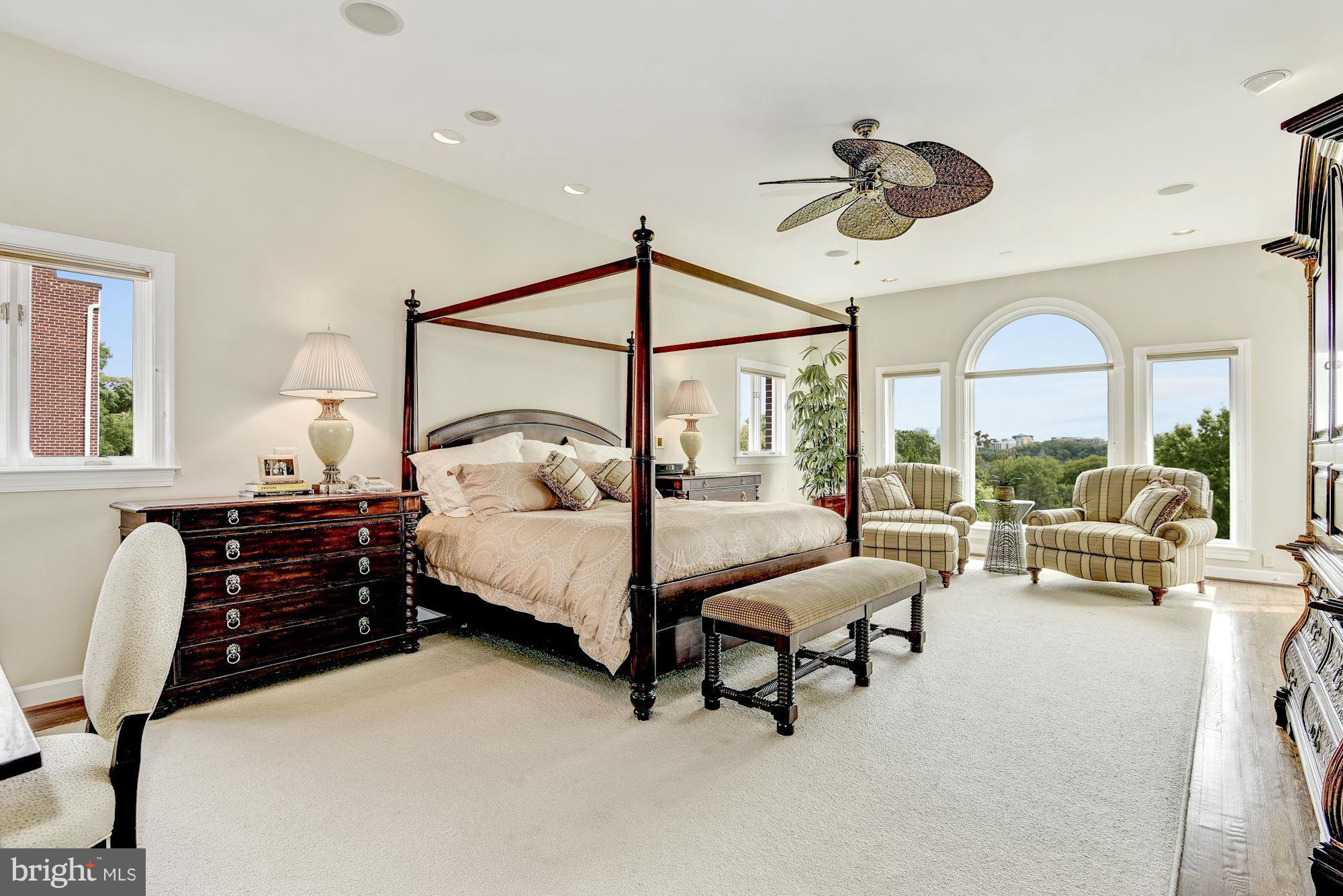 BERKLEY - Residential