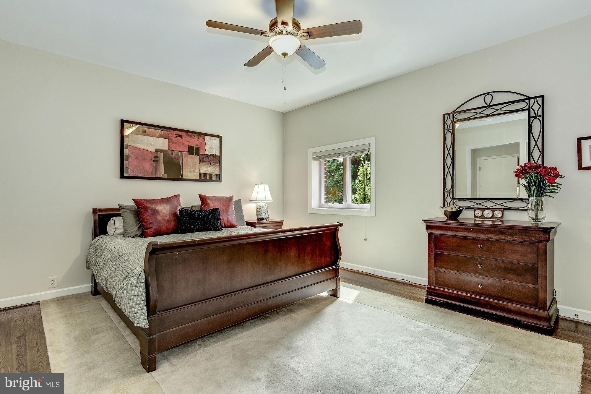 BERKLEY - Residential