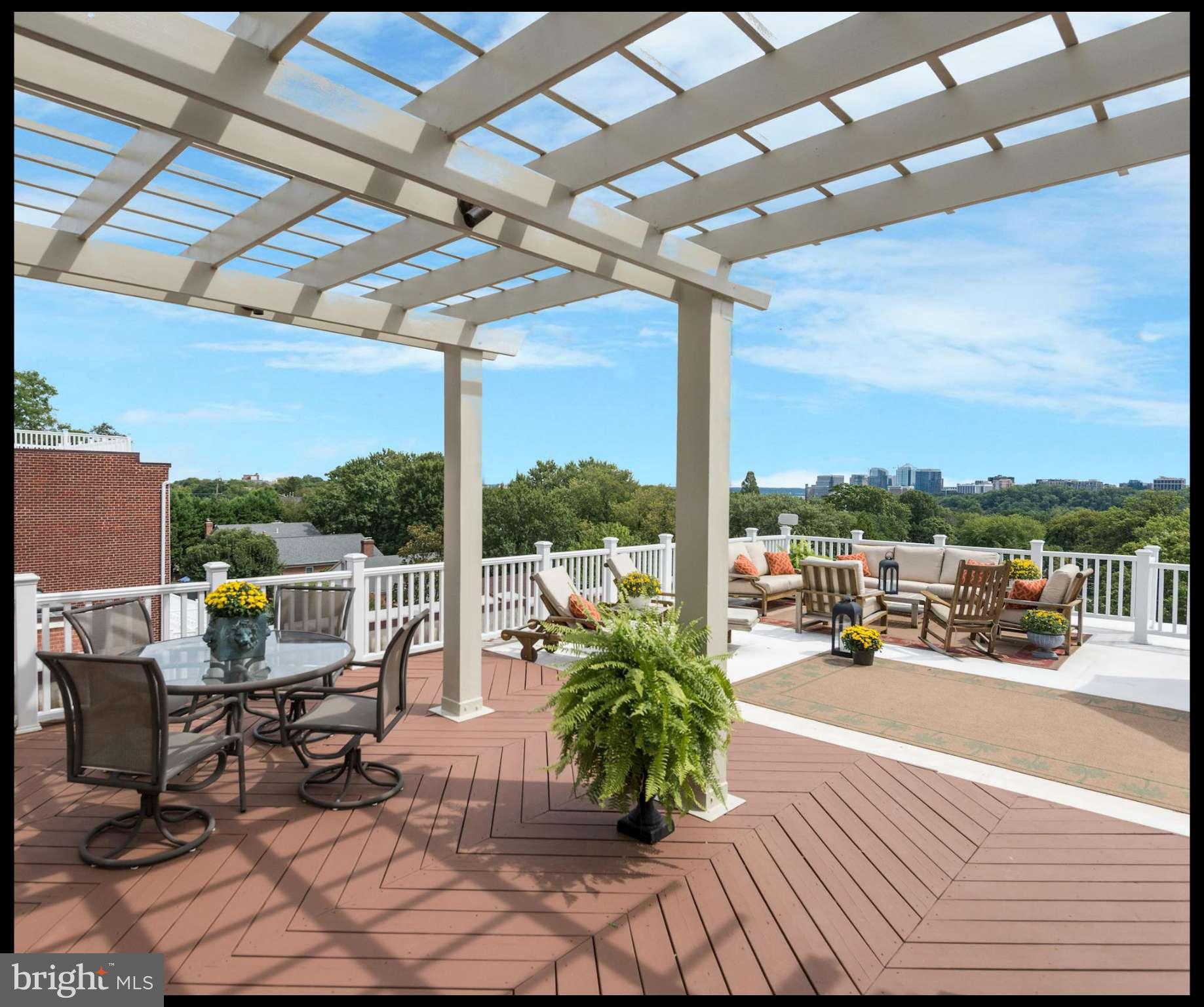 BERKLEY - Residential