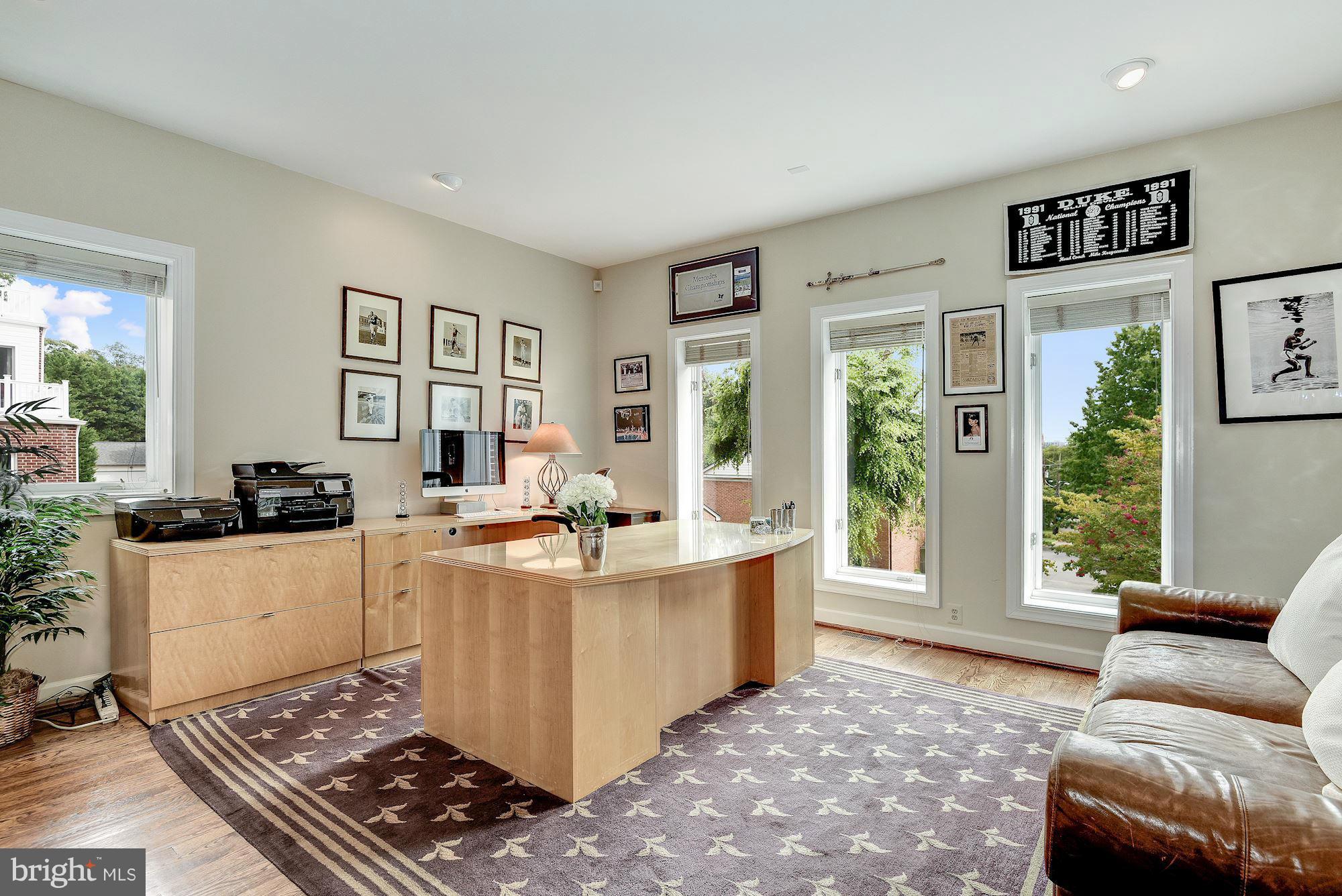 BERKLEY - Residential