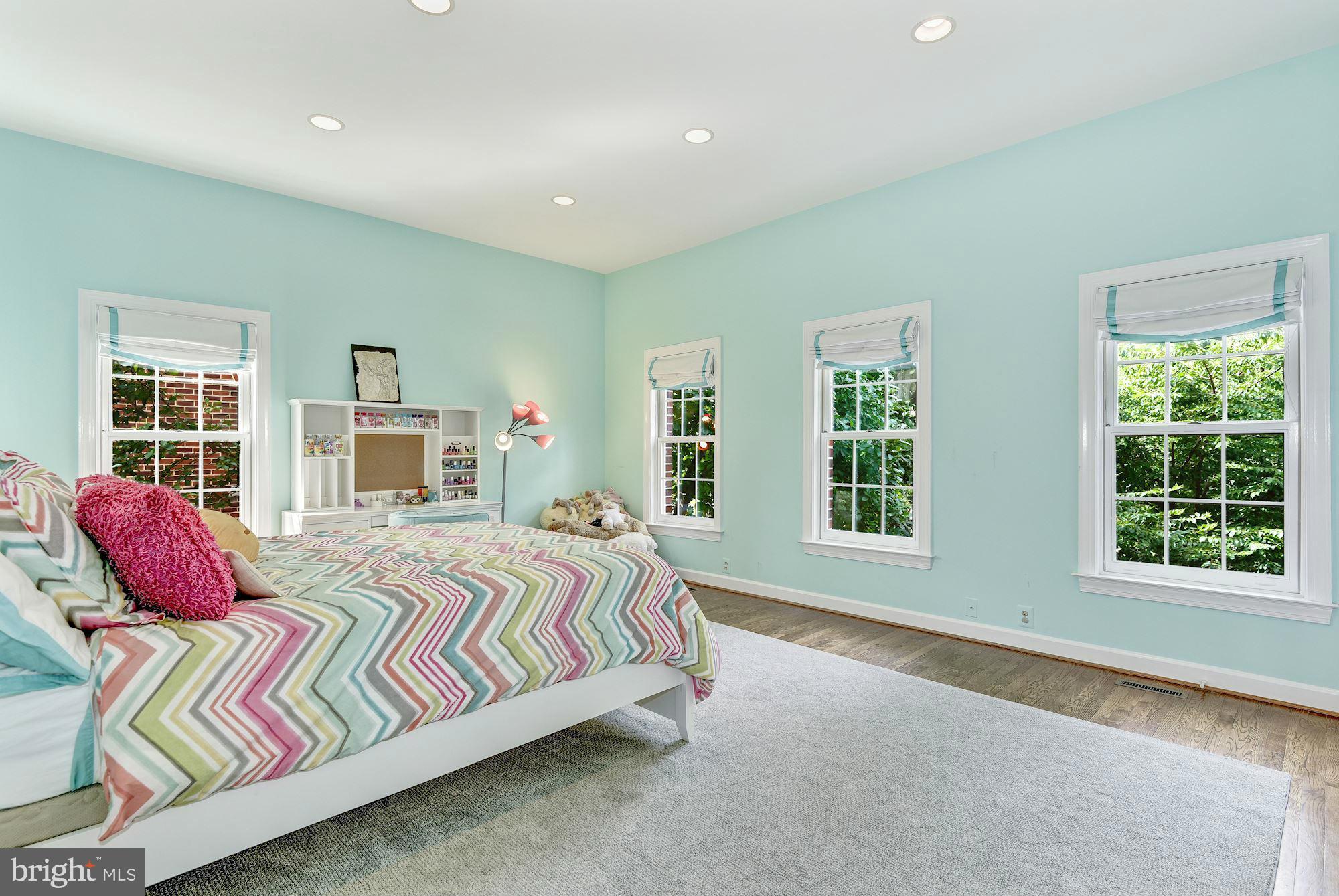 BERKLEY - Residential
