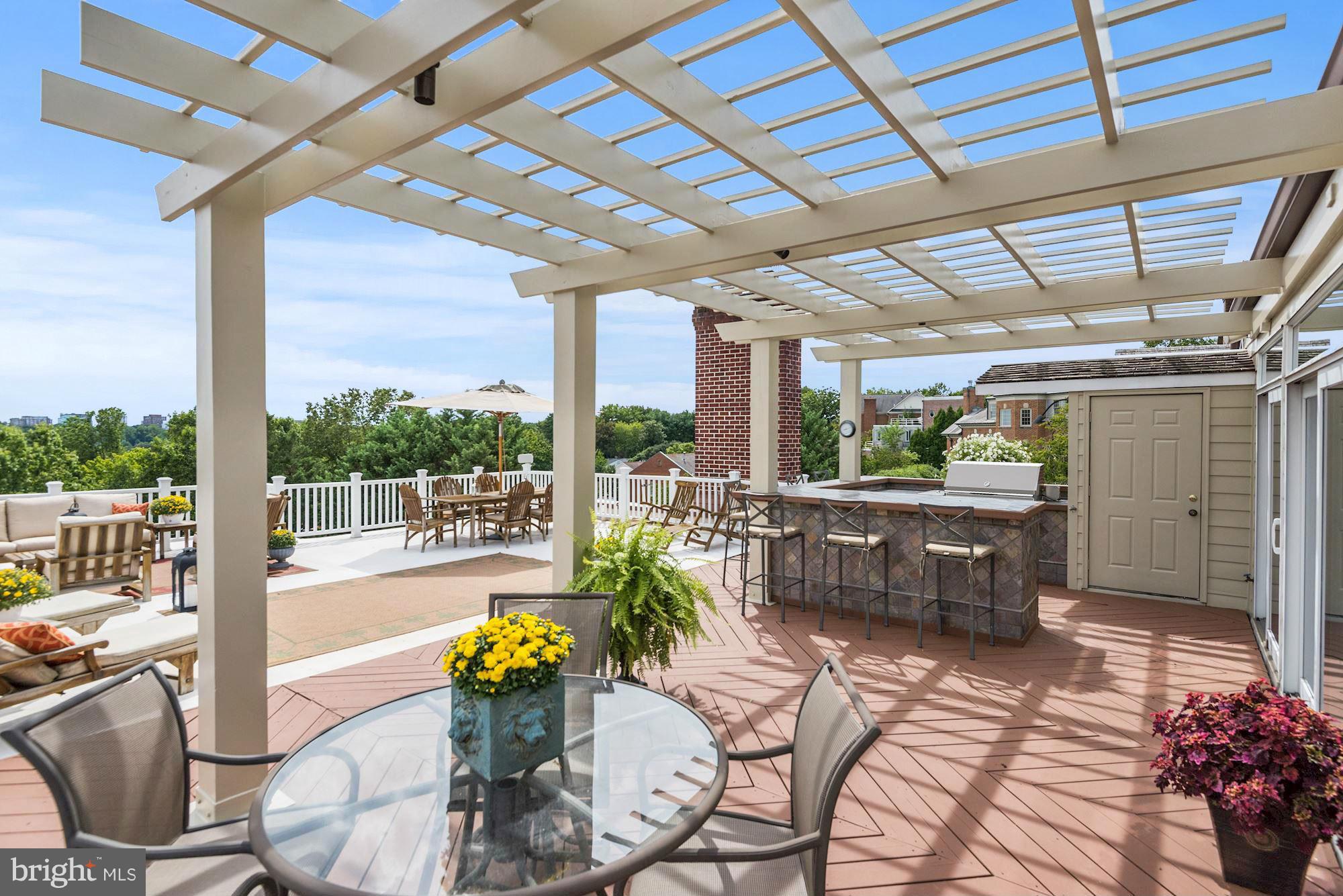 BERKLEY - Residential